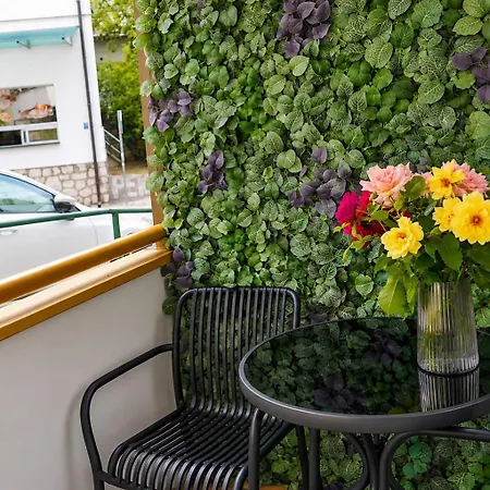 Sweet & Cozy Free Parking דירה
